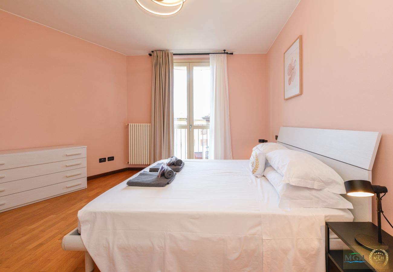 Ferienwohnung in Toscolano-Maderno - Palazzo Garda - Modern Lake Apartment 3