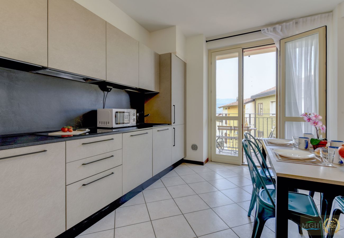 Ferienwohnung in Toscolano-Maderno - Palazzo Garda - Modern Lake Apartment 3