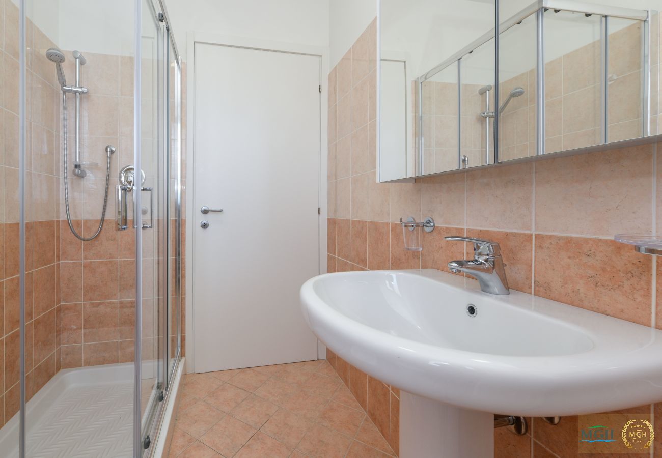 Ferienwohnung in Toscolano-Maderno - Palazzo Garda - Modern Lake Apartment 3
