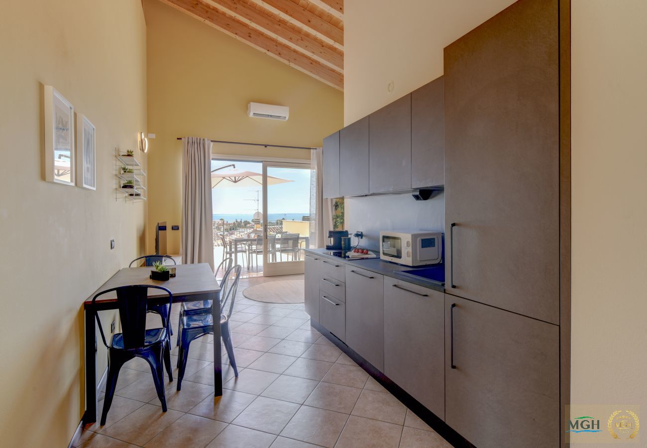 Ferienwohnung in Toscolano-Maderno - Palazzo Garda  - Lakeview Penthouse 4