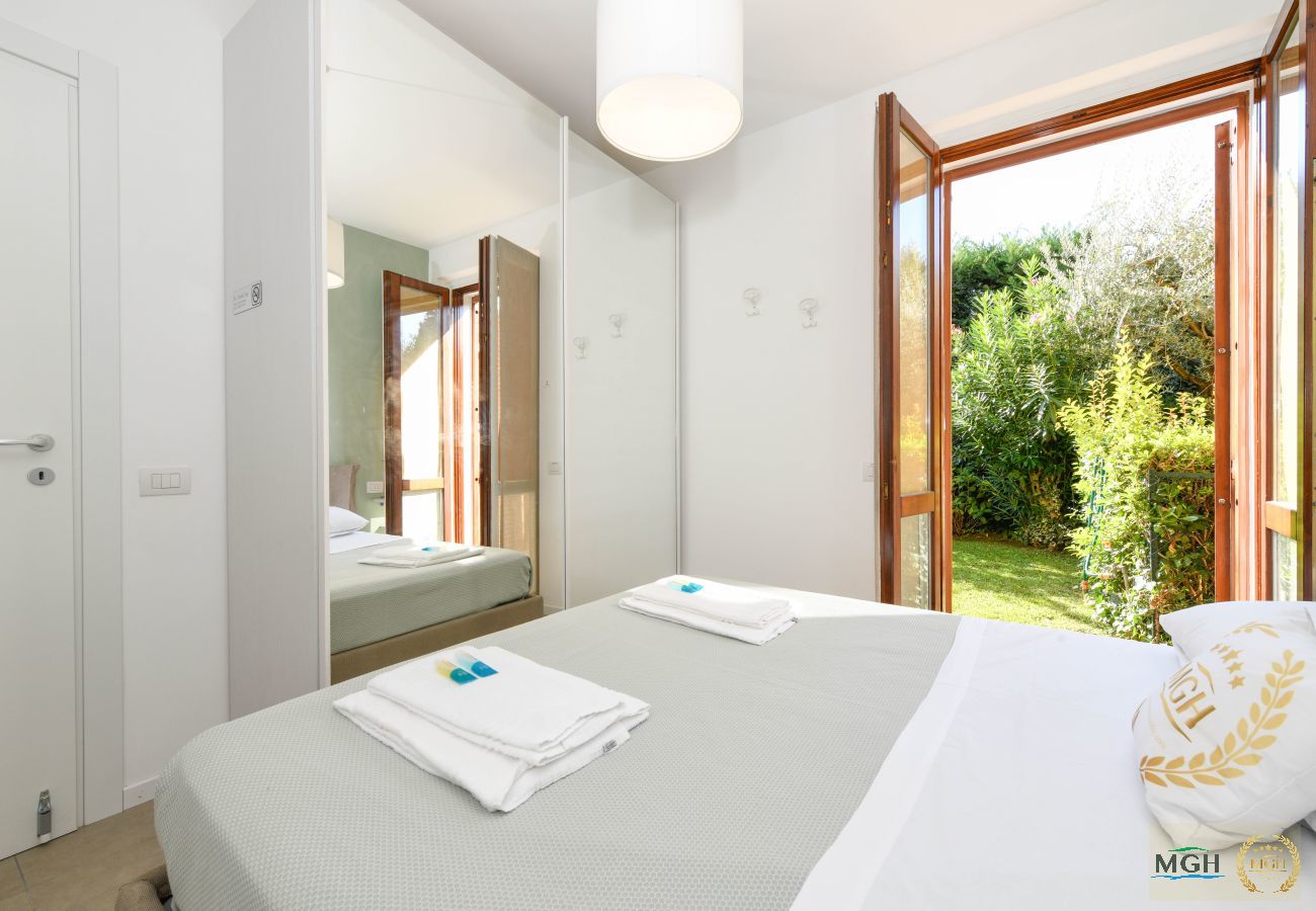 Ferienwohnung in Sirmione - MGH - Sirmione Lake & Pool