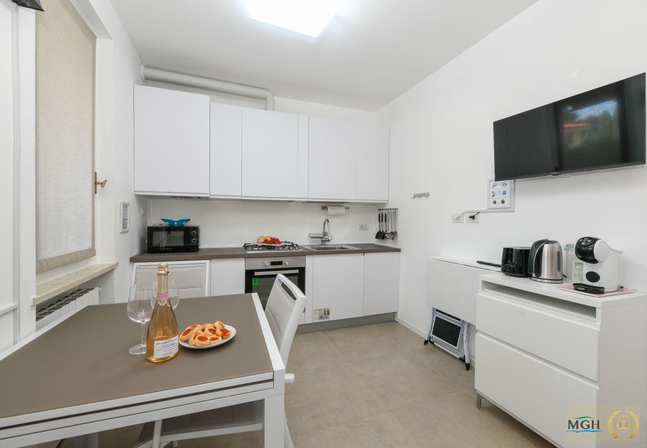 Ferienwohnung in Sirmione - MGH - Sirmione Lake & Pool