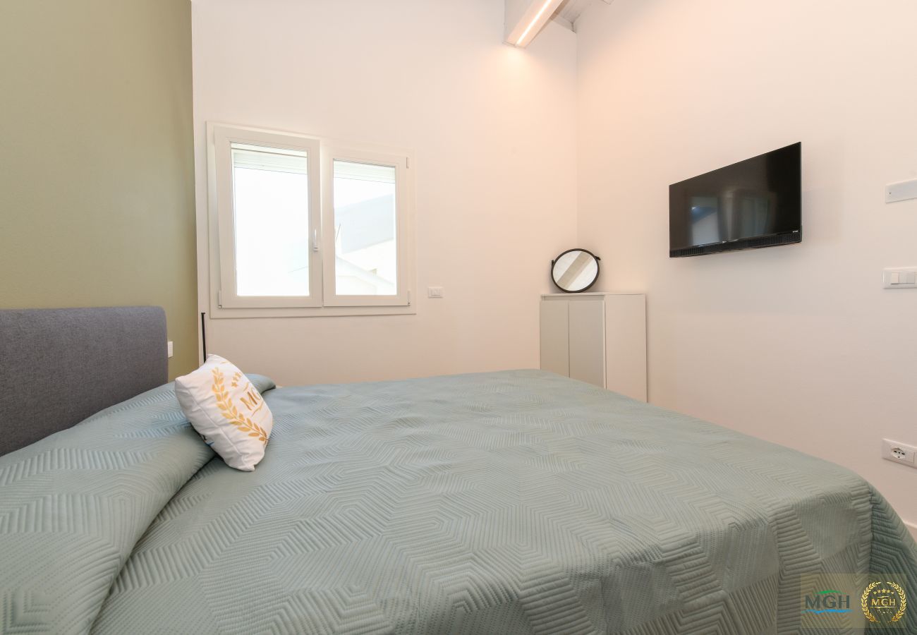 Chalet in Desenzano del Garda - MGH Luxury- Blue Horizon Lake House