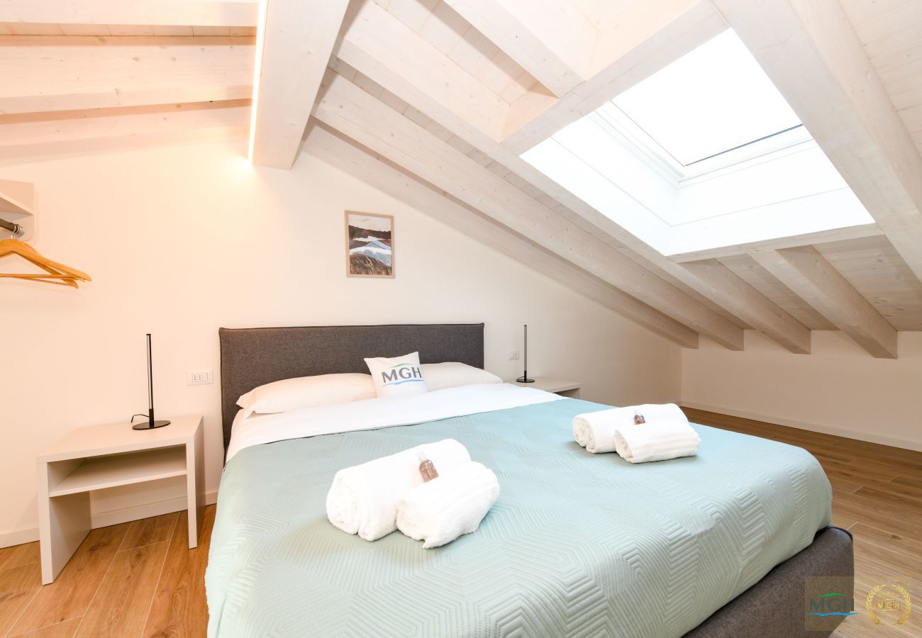 Chalet in Desenzano del Garda - MGH Luxury- Blue Horizon Lake House