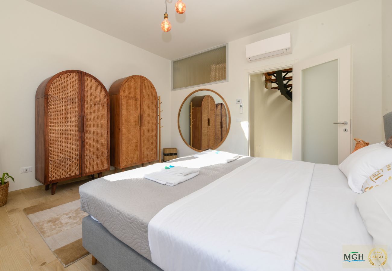 Ferienhaus in Desenzano del Garda - MGH Luxury- Sunset Lakeview House Desenzano