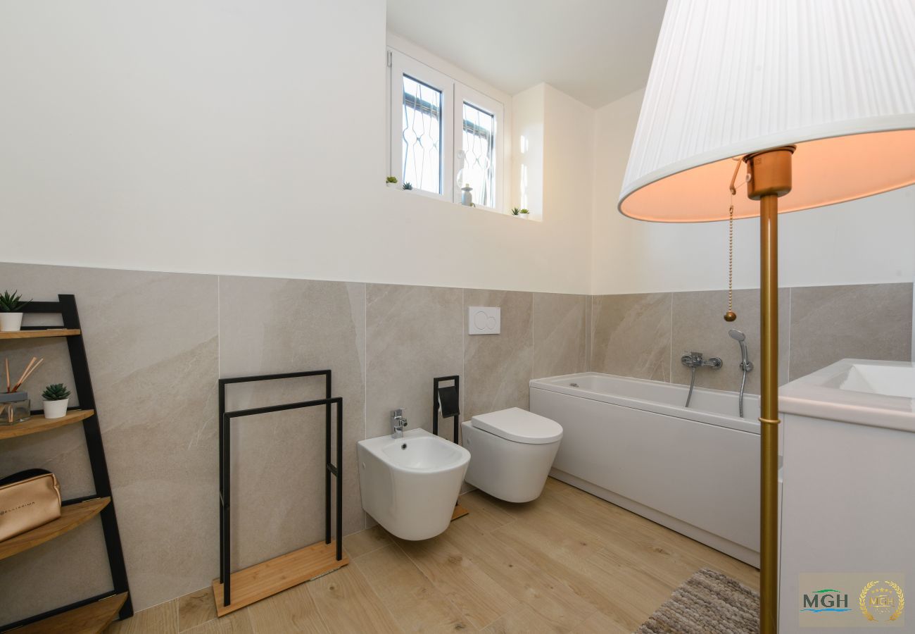 Ferienhaus in Desenzano del Garda - MGH Luxury- Sunset Lakeview House Desenzano