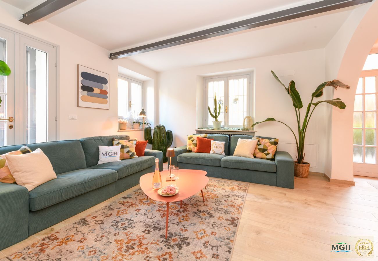 Ferienhaus in Desenzano del Garda - MGH Luxury- Sunset Lakeview House Desenzano