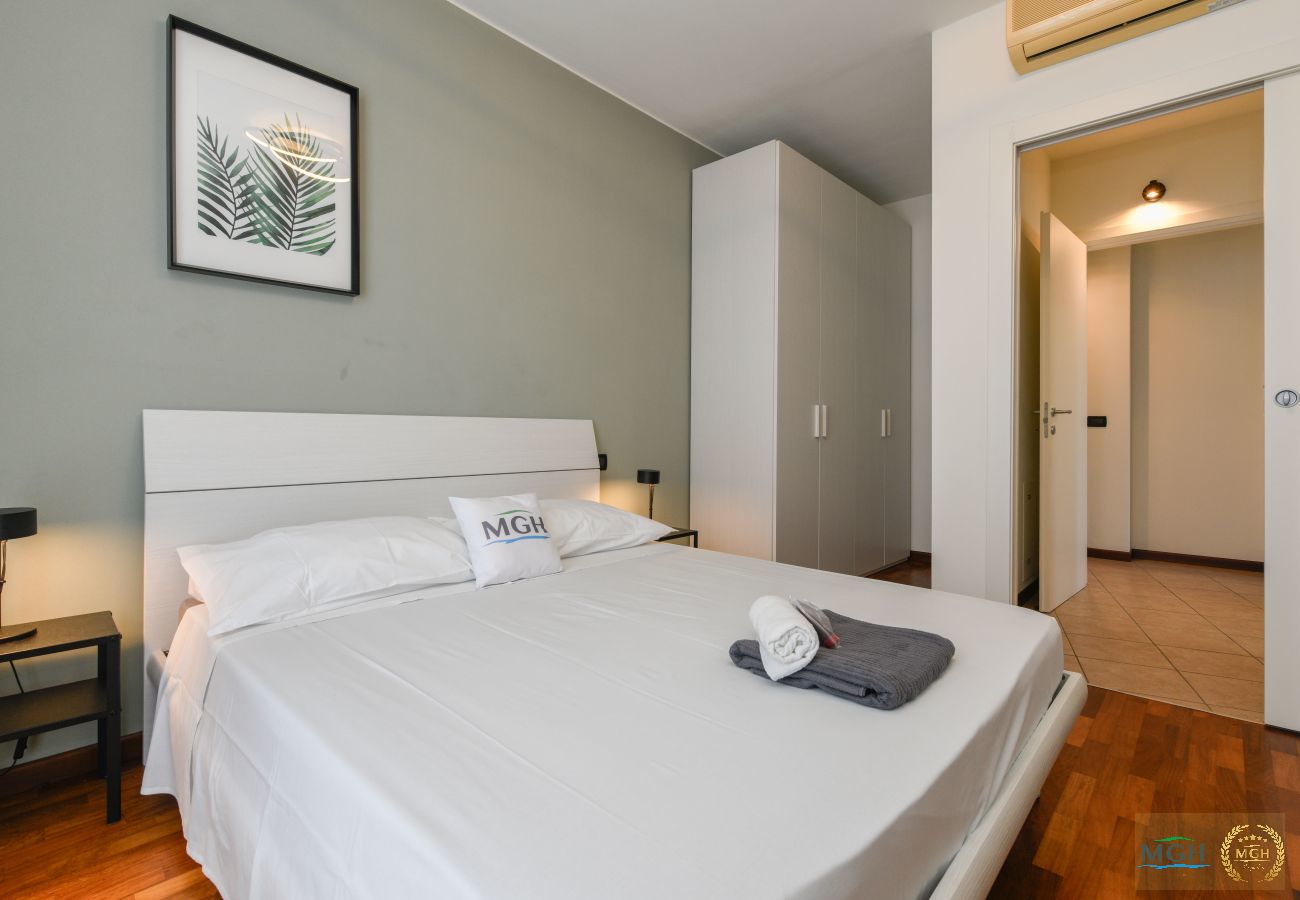 Ferienwohnung in Toscolano-Maderno - Palazzo Garda - Modern Lake Apartment 2