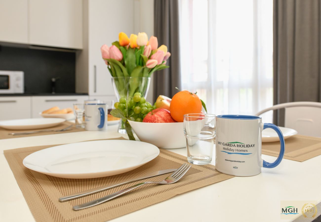 Ferienwohnung in Toscolano-Maderno - Palazzo Garda - Modern Lake Apartment 2