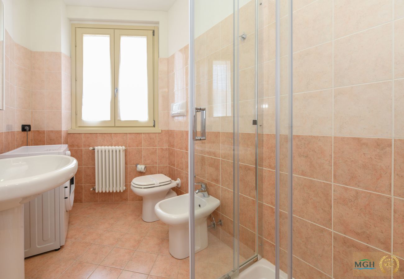 Ferienwohnung in Toscolano-Maderno - Palazzo Garda - Modern Lake Apartment 3