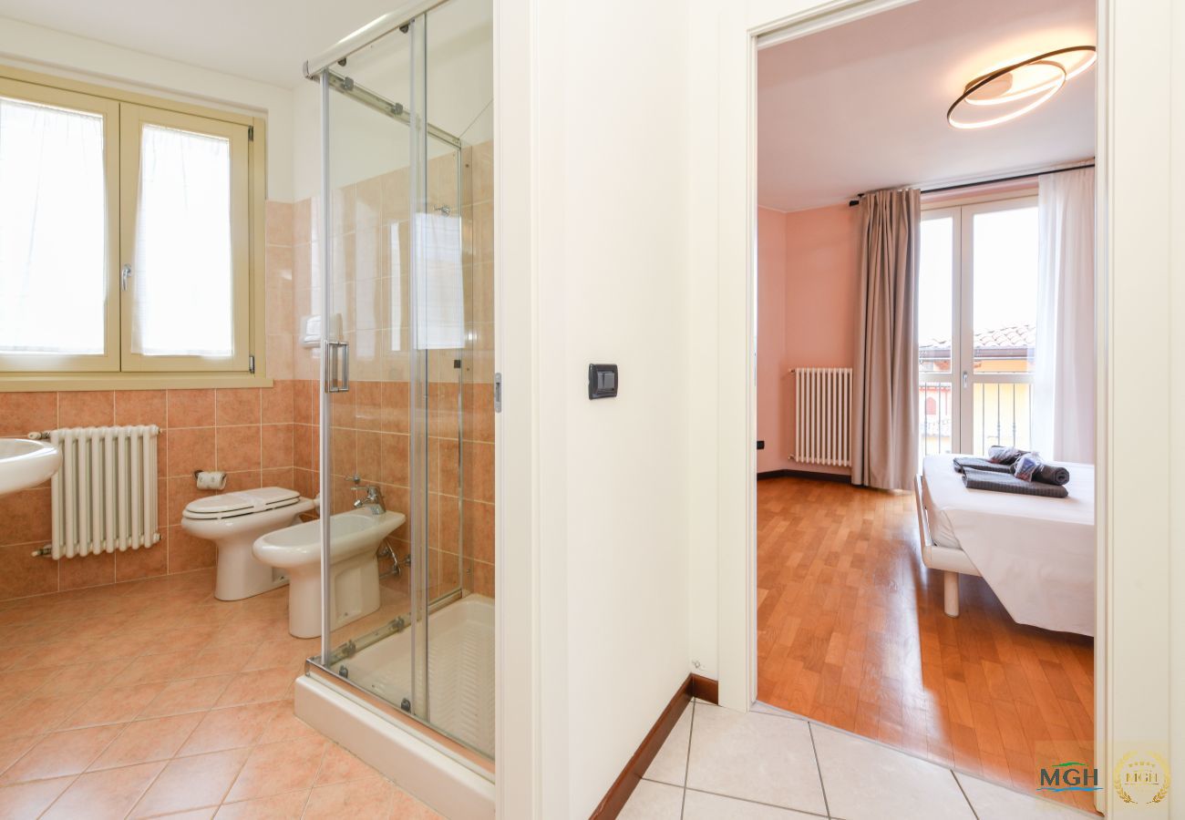 Ferienwohnung in Toscolano-Maderno - Palazzo Garda - Modern Lake Apartment 3