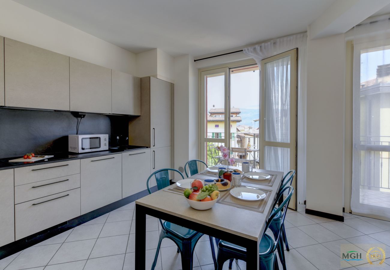 Ferienwohnung in Toscolano-Maderno - Palazzo Garda - Modern Lake Apartment 3