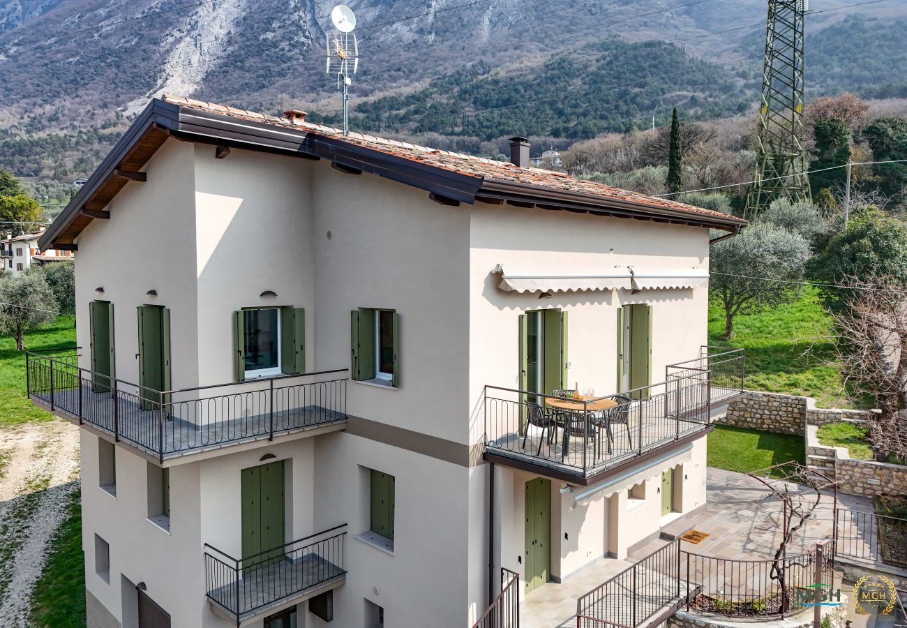 Ferienwohnung in Malcesine - MGH-  Malcesine Panoramic Lakeview Apartment