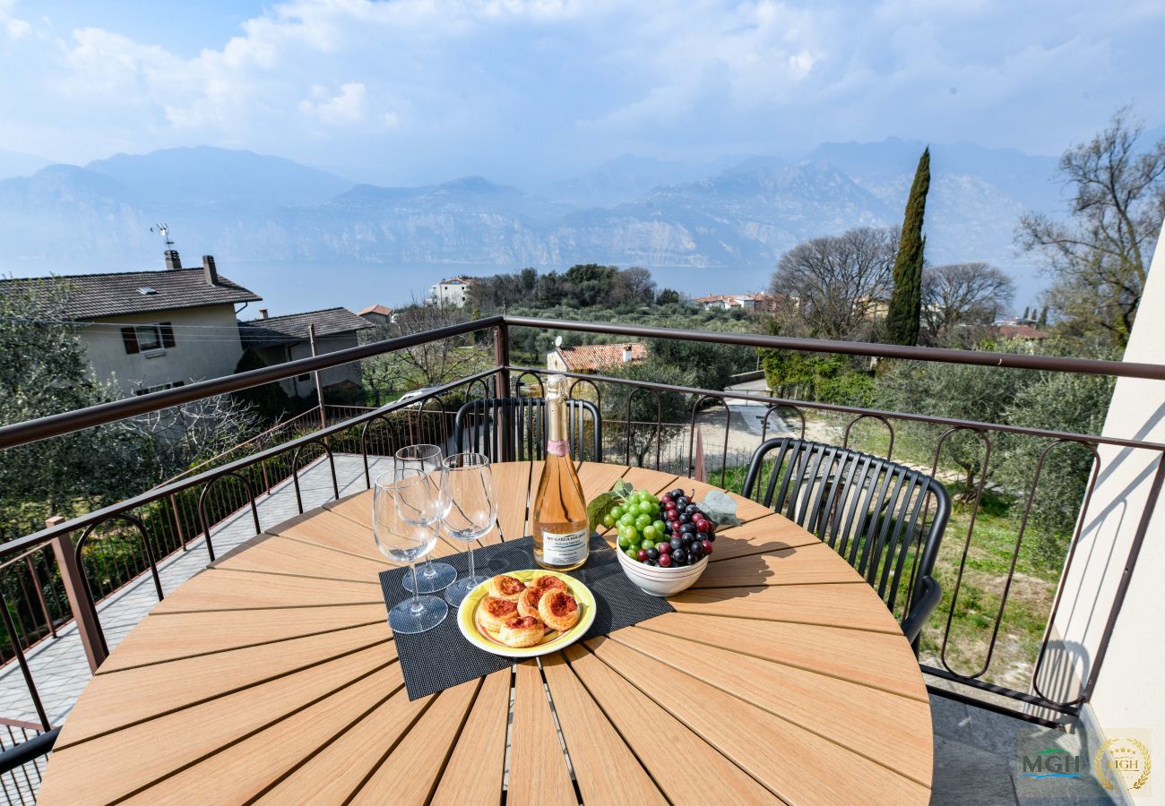 Ferienwohnung in Malcesine - MGH-  Malcesine Panoramic Lakeview Apartment