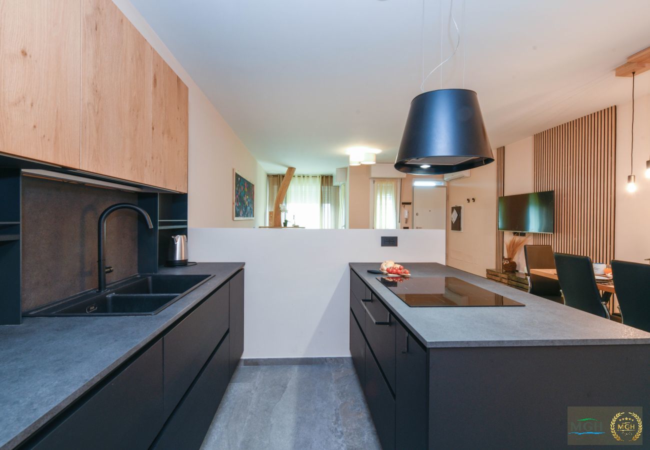 Ferienwohnung in Soiano - MGH Luxury- Romantic SPA & Relax