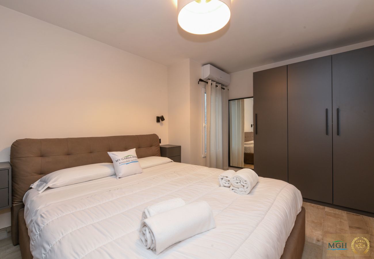 Ferienwohnung in Soiano - MGH Luxury- Romantic SPA & Relax