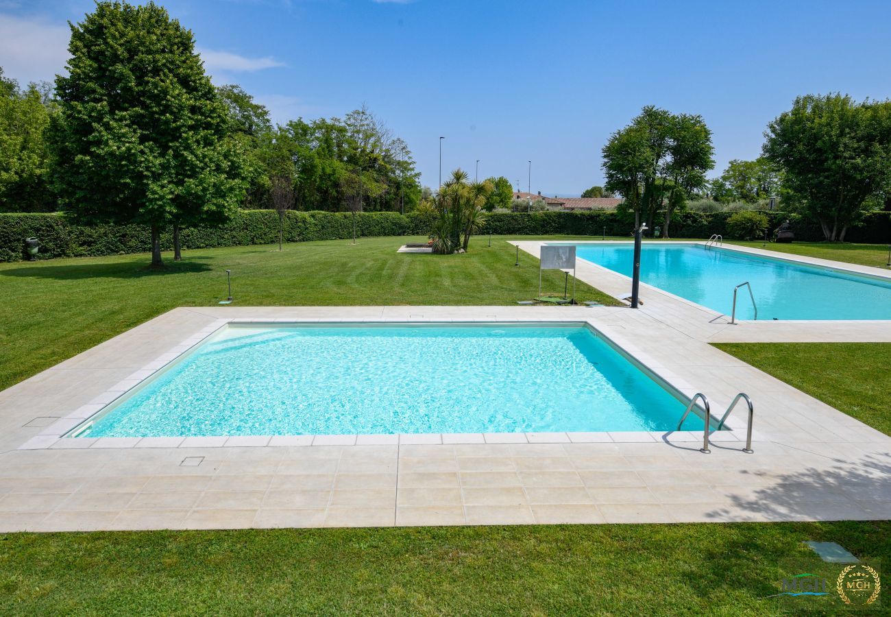 Ferienwohnung in Soiano - MGH Luxury- Romantic SPA & Relax