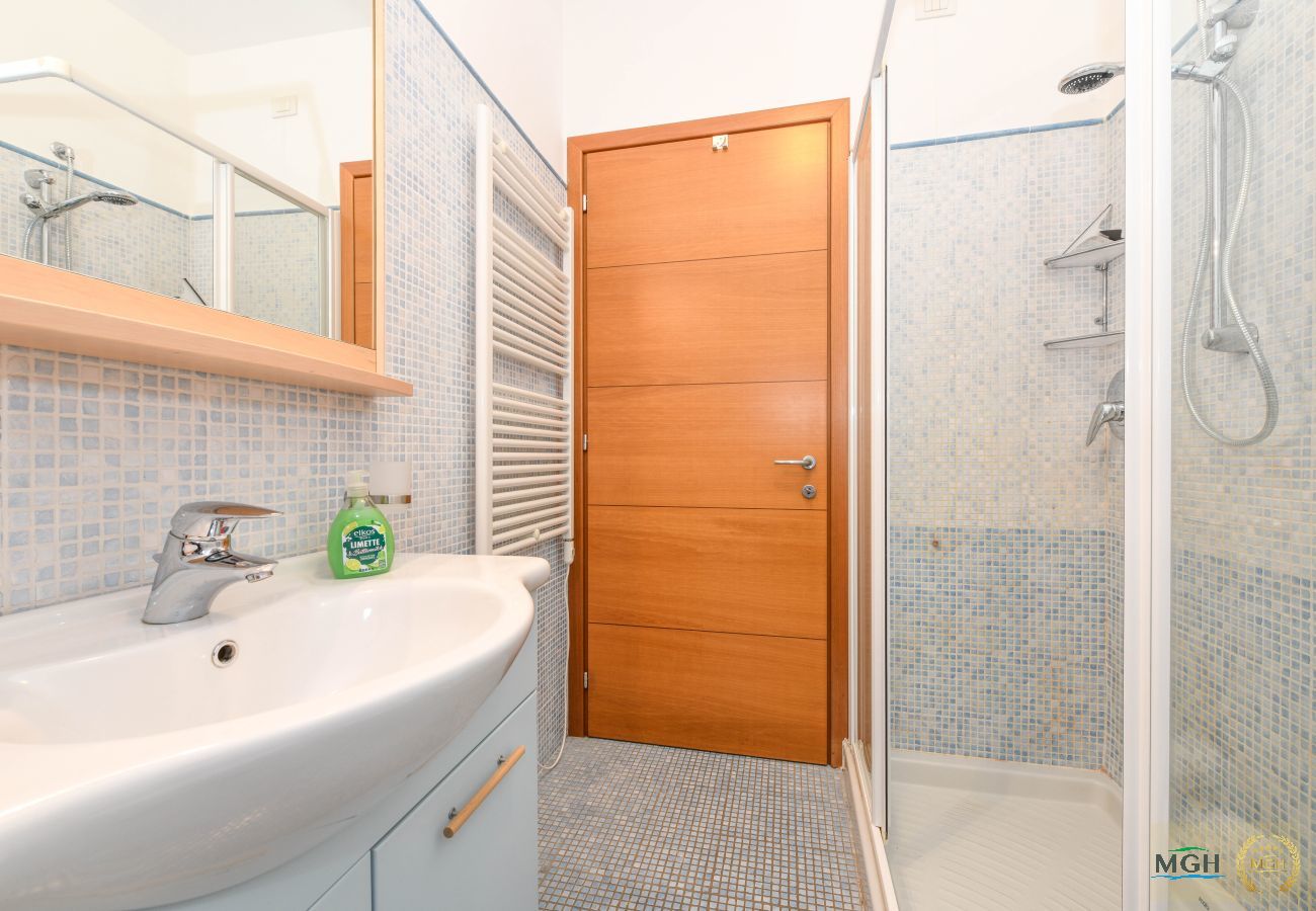 Ferienwohnung in Padenghe sul Garda - MGH- Lake Serenity Apartment