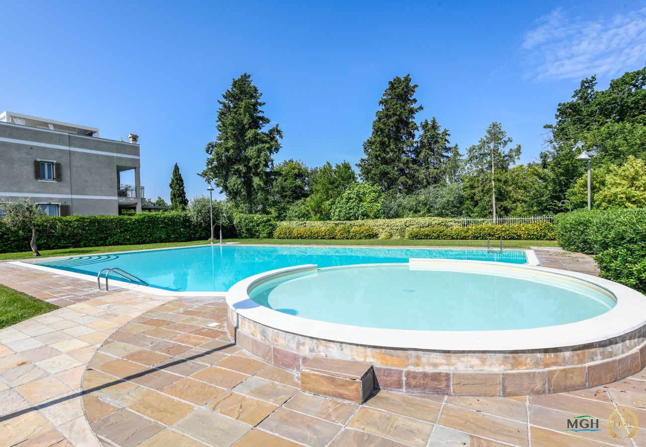 Ferienwohnung in Castelnuovo del Garda - My Peschiera Holiday Apartment- Quadrivium 4