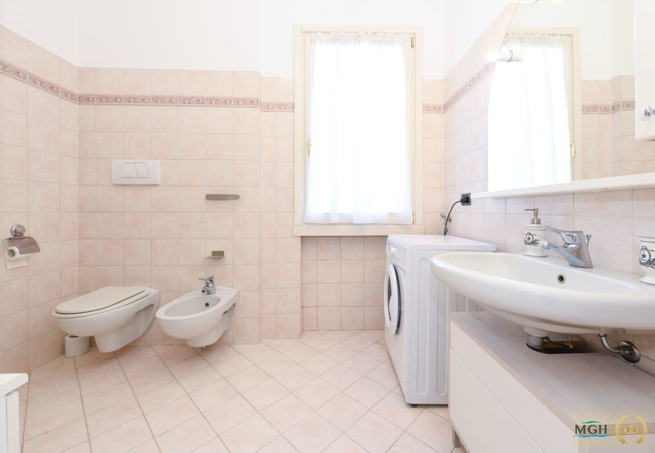 Ferienwohnung in Padenghe sul Garda - MGH - Garda Sunview Terrace Padenghe