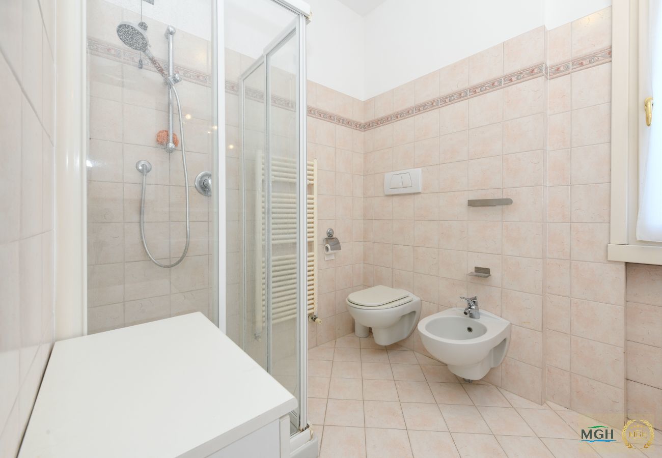 Ferienwohnung in Padenghe sul Garda - MGH - Garda Sunview Terrace Padenghe