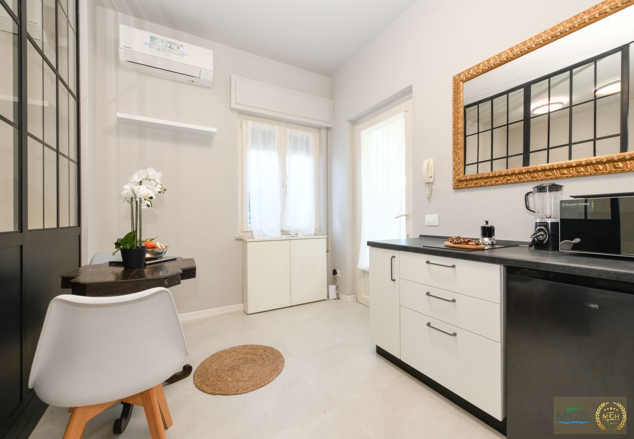 Ferienwohnung in Manerba del Garda - MGH- AMAI Small Holiday Cottage