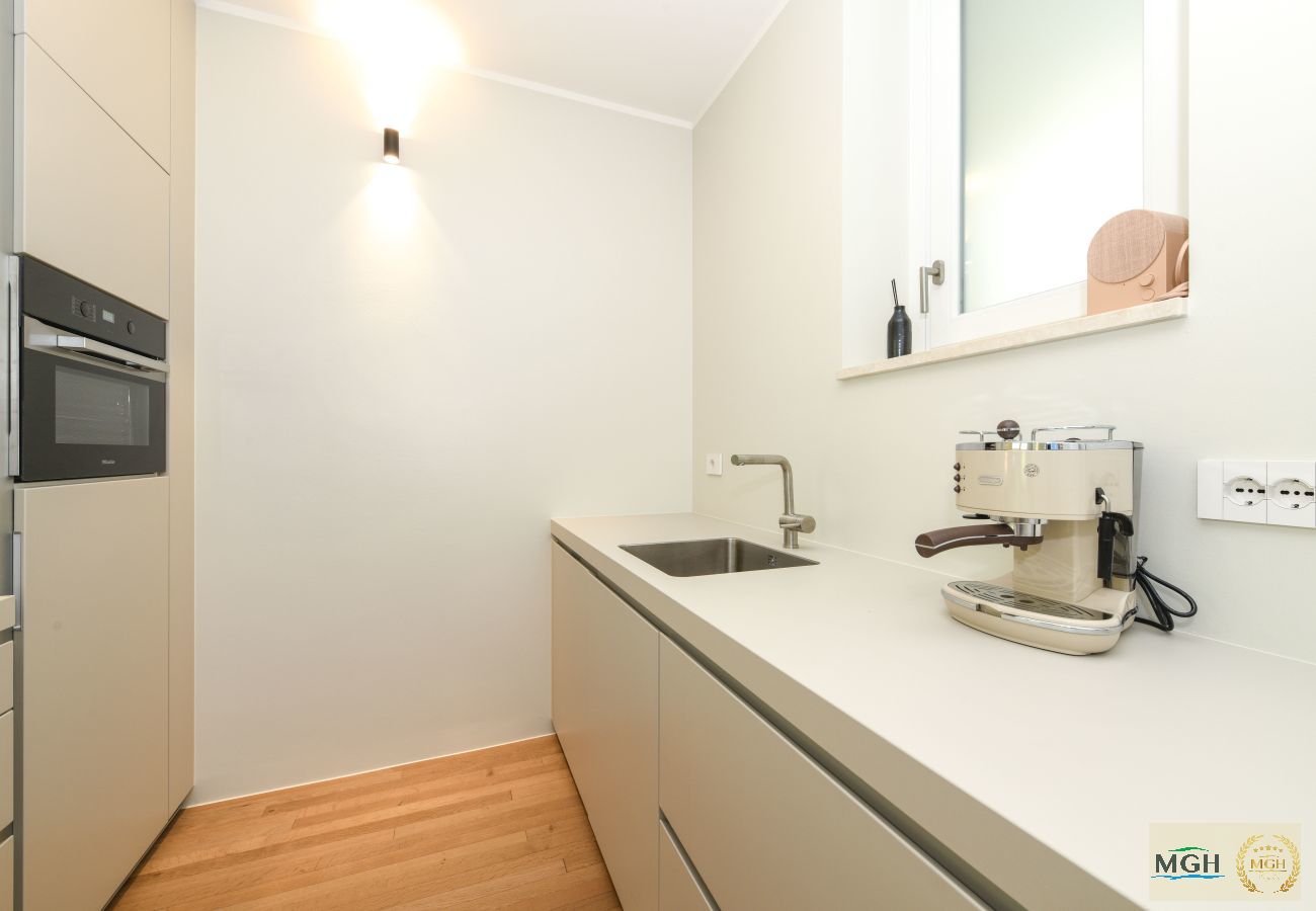 Ferienwohnung in Gardone Riviera - MGH - Riviera Elegance