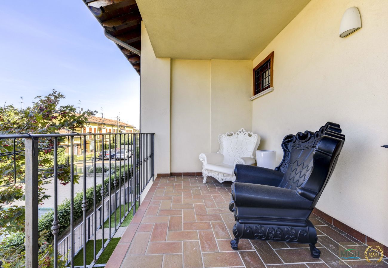 Chalet in Desenzano del Garda - MGH Luxury - Villa Amelie Private Pool & Spa