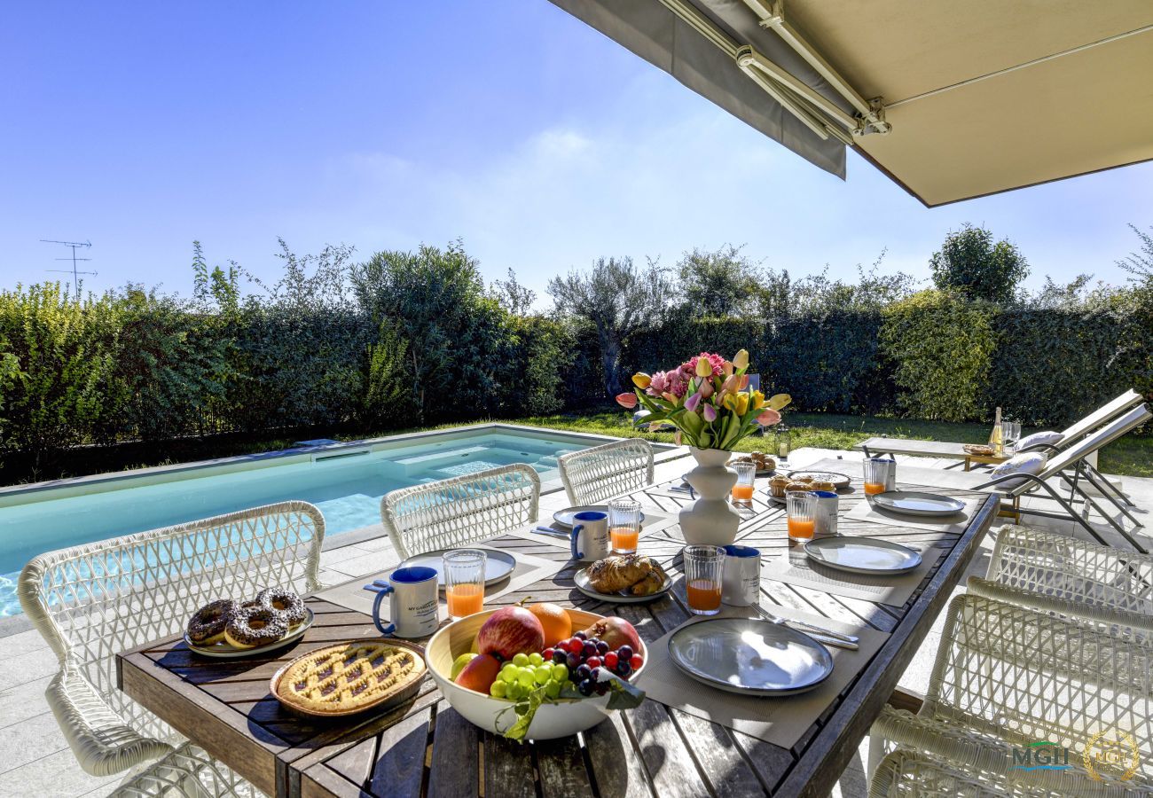 Villa in Moniga del Garda - MGH Luxury - Villa Belvedere