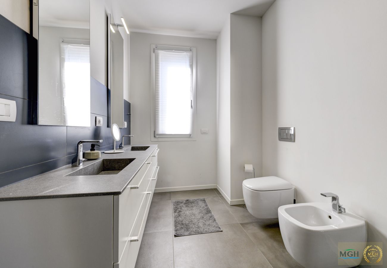 Villa in Moniga del Garda - MGH Luxury - Villa Belvedere