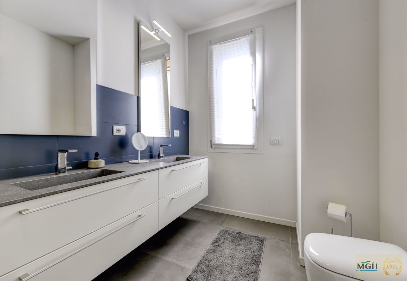 Villa in Moniga del Garda - MGH Luxury - Villa Belvedere