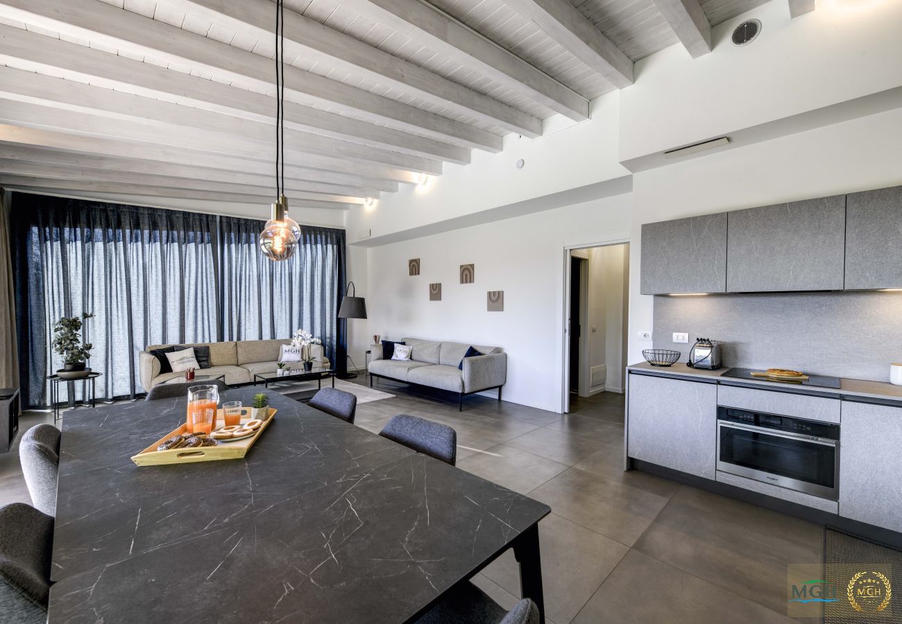 Villa in Moniga del Garda - MGH Luxury - Villa Belvedere