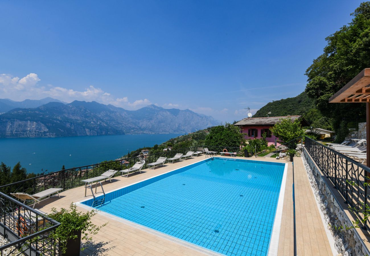 Garden Residence Malcesine Lake View Apartment 39 Apartments in Malcesine