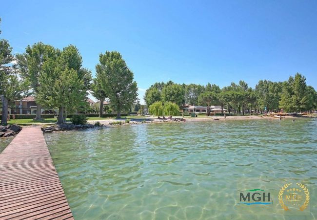 Apartment in Sirmione - Appartamento Benacus F4 Apartment in Sirmione - Appartamento Benacus F4