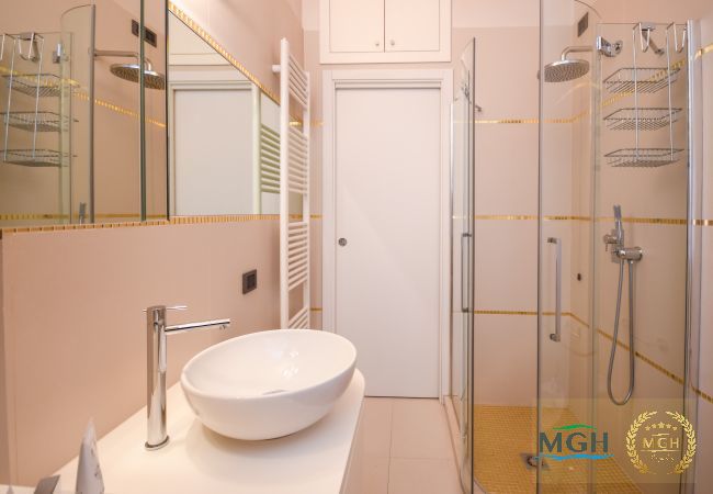 Apartment in Desenzano del Garda - MGH Luxury - Lake View Penthouse Desenzano Apartment in Desenzano del Garda - MGH Luxury - Lake View Penthouse Desenzano