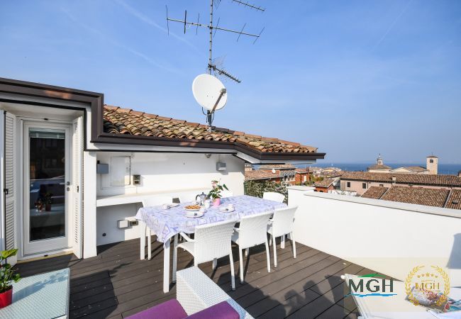 Apartment in Desenzano del Garda - MGH Luxury - Lake View Penthouse Desenzano Apartment in Desenzano del Garda - MGH Luxury - Lake View Penthouse Desenzano