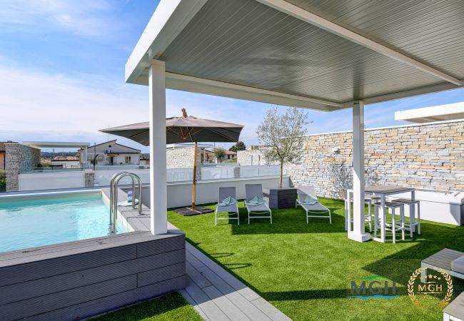 Chalet in Peschiera del Garda - Villetta Dolci Luxury Home - A3 Chalet in Peschiera del Garda - Villetta Dolci Luxury Home - A3