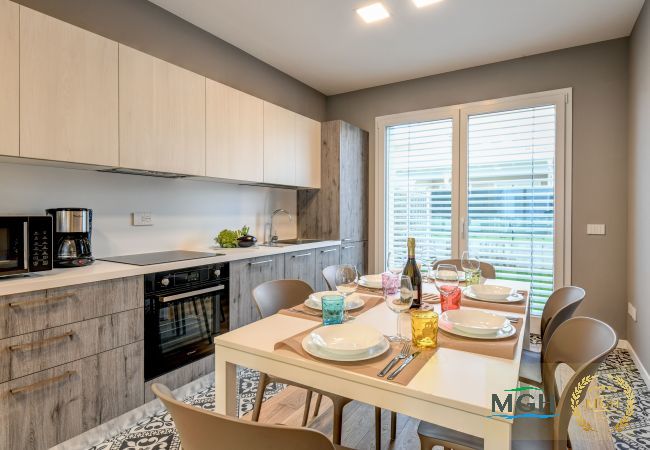 Chalet in Peschiera del Garda - Villetta Dolci Luxury Home - A2 Chalet in Peschiera del Garda - Villetta Dolci Luxury Home - A2