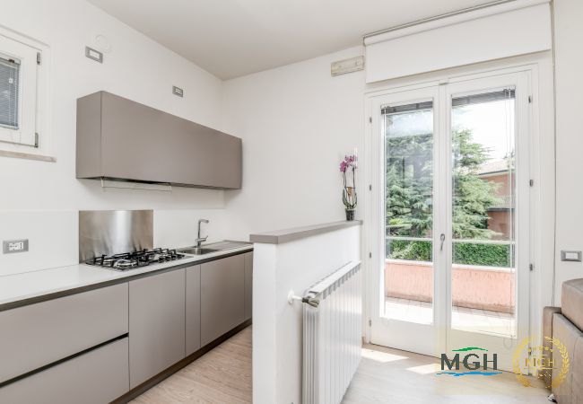Apartment in Sirmione - Appartamento Viola Superior Apartment in Sirmione - Appartamento Viola Superior
