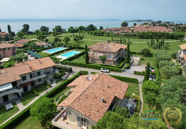 Apartment in Sirmione - Appartamento Viola Superior Apartment in Sirmione - Appartamento Viola Superior