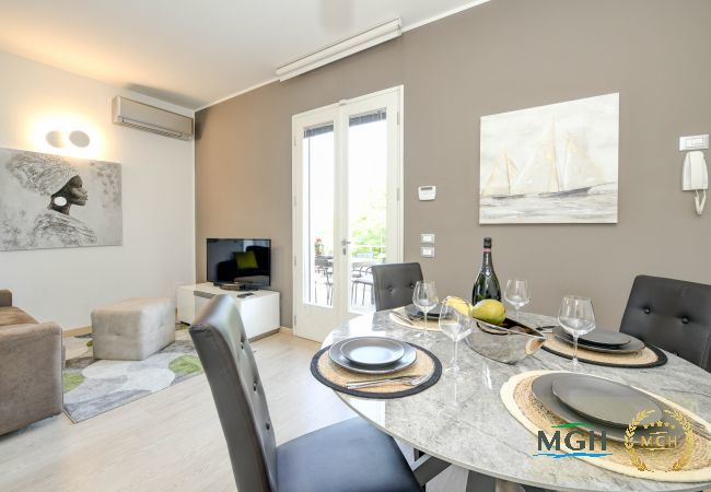 Apartment in Sirmione - Appartamento Viola Superior Apartment in Sirmione - Appartamento Viola Superior