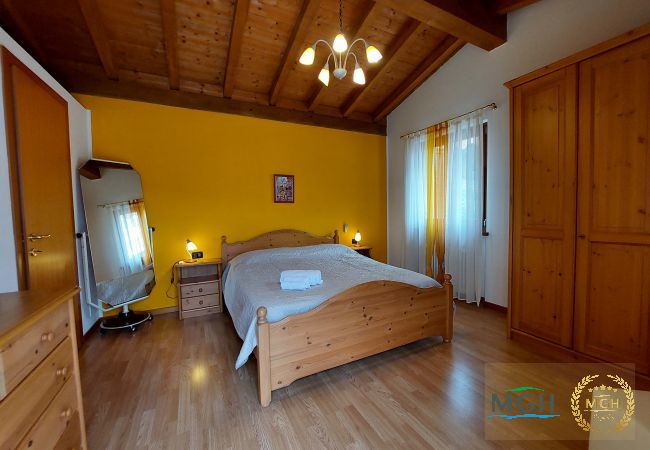 Chalet in Malcesine - Casa Graziella Chalet in Malcesine - Casa Graziella