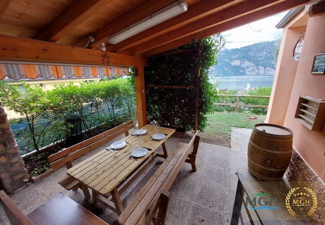 Chalet in Malcesine - Casa Graziella Chalet in Malcesine - Casa Graziella