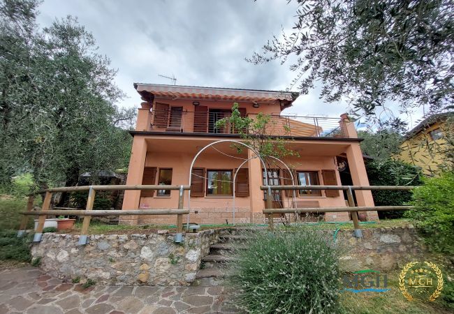 Chalet in Malcesine - Casa Graziella Chalet in Malcesine - Casa Graziella