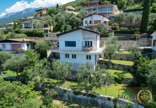House in Brenzone - Casa Bellavista Brenzone House in Brenzone - Casa Bellavista Brenzone