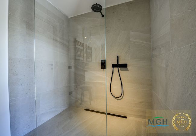 Villa in Villanuova sul Clisi - MGH Luxury - Villa Colombo Villa in Villanuova sul Clisi - MGH Luxury - Villa Colombo