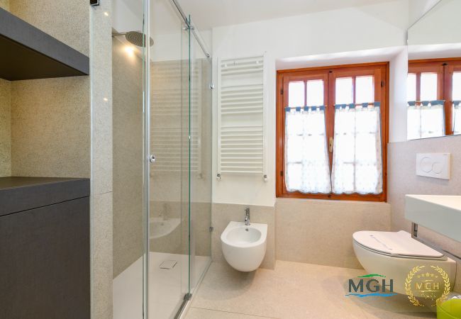 Apartment in Malcesine - Appartamento del Marinaio Apartment in Malcesine - Appartamento del Marinaio