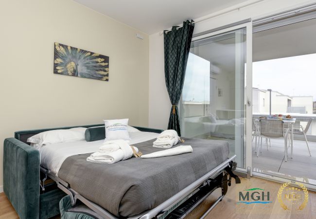 Apartment in Peschiera del Garda - Opalia Residence - Garda Lake Lifestyle Apartment