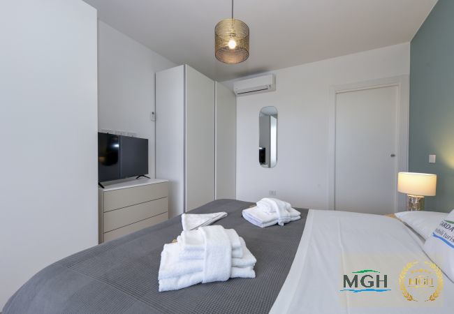Apartment in Peschiera del Garda - Opalia Residence - Garda Lake Lifestyle Apartment