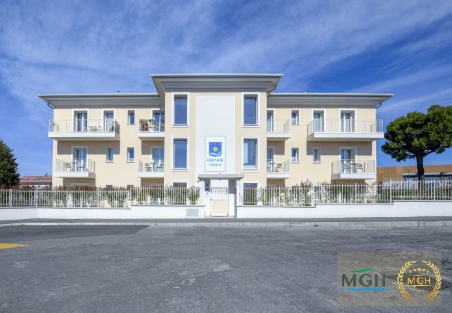 Aparthotel in Peschiera del Garda - Ranalli Palace - Apartment Sole